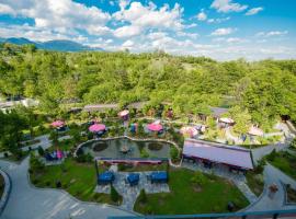 Resort Anes Drinit: Peje şehrinde bir otel