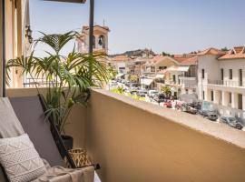 Celés Suite in Kefalonia with Balcony Nomadē Agora, מלון בליקסורי