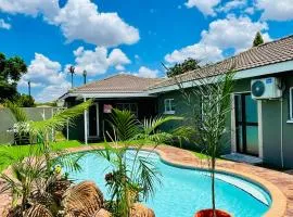 Que Self Catering Apartments - Block7