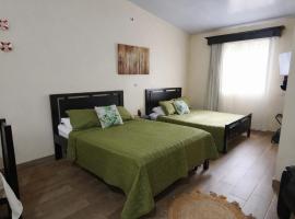 Villa Jr 3 near the peñon guacalillo、タルコレスのホテル