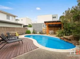 Townhouse with Shared Pool in Cowes