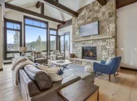 Barton Creek Vista, spacious 6BR home in Breckenridge with stunning mountain views!