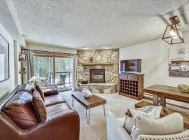 Cozy 1-bedroom condo in Breckenridge with hot tub access Atrium 003!
