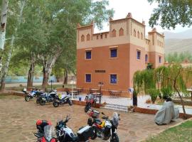 Hotel Restaurant Camping Berbère de la Montagne – hotel w mieście Imdiazene