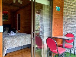 Hotel Cerro Fuerte breakfast & eventos, hotel u gradu 'Sopó'