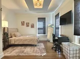 Travel Nurse House by Yale!