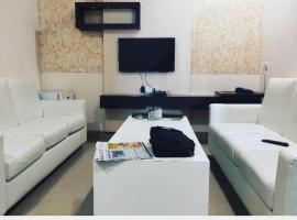 SPOT ON Hotel Siya Grand, hotell i Gorakhpur