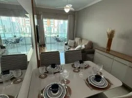 Apartamento 3 quartos próximo à praia central de BC