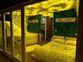 Romantic Cozy Mountain House with Jacuzzi & Sauna- Near Sarajevo 2