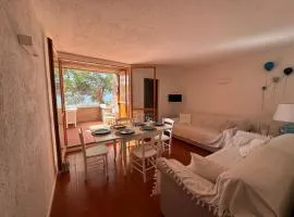 Smeraldino Flat Appartamento Bilocale vista Golfo di Cugnana in Cugnana Verde