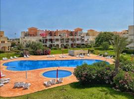 Luxury Marina 49, hotell i Saïdia