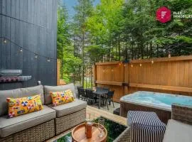 La Marie-Clémentine de Portneuf / Private hot tub, Pool & Billard