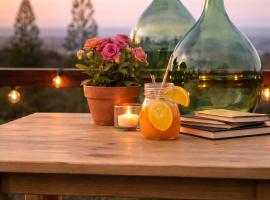 Pure Crete - Tiny House & Luxury Tent, stuga i Chania stad