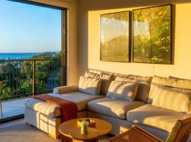 Costa Azul Condo, Ocean View & Beach Club: Sardinal'da bir otel