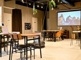 富士Base御殿場 Station-Side Hideout, hotel in Gotemba