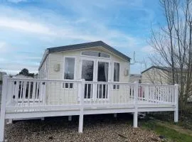 Lovely Caravan With Decking At Steeple Bay Holiday Park In Essex Ref 36073B