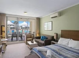 Seaside Escape - Ettalong Beach Resort