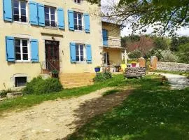 Maison de Charme à Domeyrat: Jardin, Balades, Confort et Animations Culturelles - FR-1-582-334