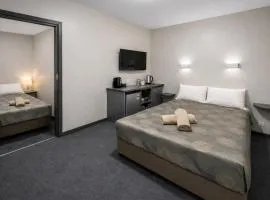 Broken Hill Tourist Lodge