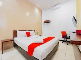 RedDoorz at Hotel Artama Pandanaran Semarang
