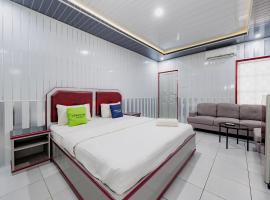 Urbanview Hotel Executive Residence Semarang by RedDoorz، فندق في Candi