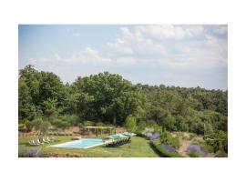 Amazing Apartment In Trequanda With Wifi, hotel a Trequanda