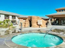 Zion Village Luxury - Sleeps 21, Pool, Lazy River, Hot Tub
