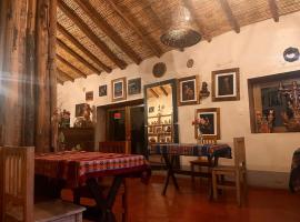 hospedaje Illary, hotel di Quinua