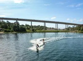 Nice Apartment In Myggenäs With House Sea View