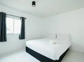 SleepPop Sukhumvit 42 - BTS Ekkamai