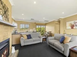 Broken View Mountain Villa with Free Wine Tasting