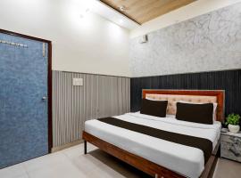 Hotel O Dadri Railway Station Formerly Cross Town โรงแรมในDādri