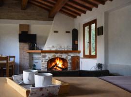 Villa Bucciano, Casa Il Fienile, Hotel in Siena