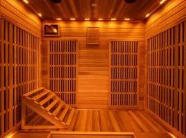 Deluxe Cabin - Sauna - Hot Tub - Juke Box - BBQ