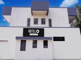 Super Hotel O Satara Bypass Formerly Sairaj Lodging, hótel í Sātāra