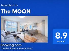The MOON – hotel w mieście Sapporo