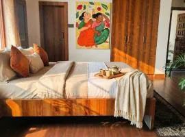 Crystal Abode- Studio Apartment