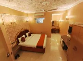 Ray of Maya near to taj mahal