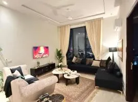 1BHK Luxury Penthouse Gulberg Zameen Aurum