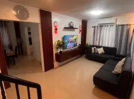 2-Storey with 4BR Villa in a High-End Subdivision