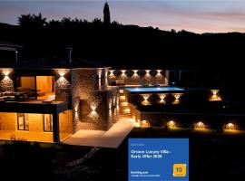 Orraon Luxury Villa - Exclusive retreat with panoramic views and infinity pool, hotel com banheiras de hidromassagem em Lefkada