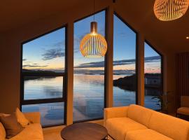 Oceanview Karmøy, hotel in Karmøy