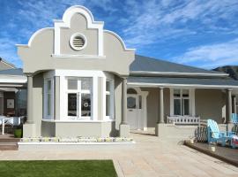 M Hotel Onrus, hotel in Hermanus