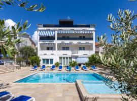 Family Resort Santa Maria Rooms, Hotel in Stara Novalja