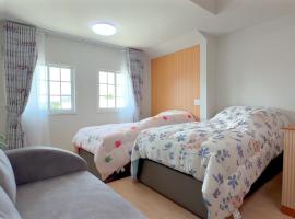BAAN Ob-OON BOUTIQUE บ้าน อบอุ่น บุติค หาดเจ้าสำราญ, Hotel in Ban Hat Chao Samran