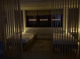 Kattarp Home Cellar - Free Parking & Private Entrance