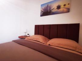 Nice & economic Studio, ξενοδοχείο σε Baia Mare