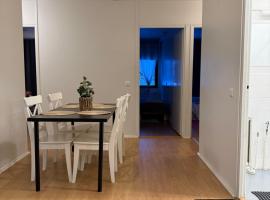 Opiskelijankatu 5 as 6, Varkaus, hotel v destinaci Varkaus