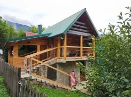 Honeywood Cabin I with Private Spa