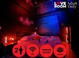 LOVE ROOM Adulte Only